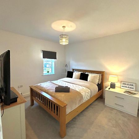 Luxury Countryside Stay - Waters Upton, Телфорд Екстериор снимка